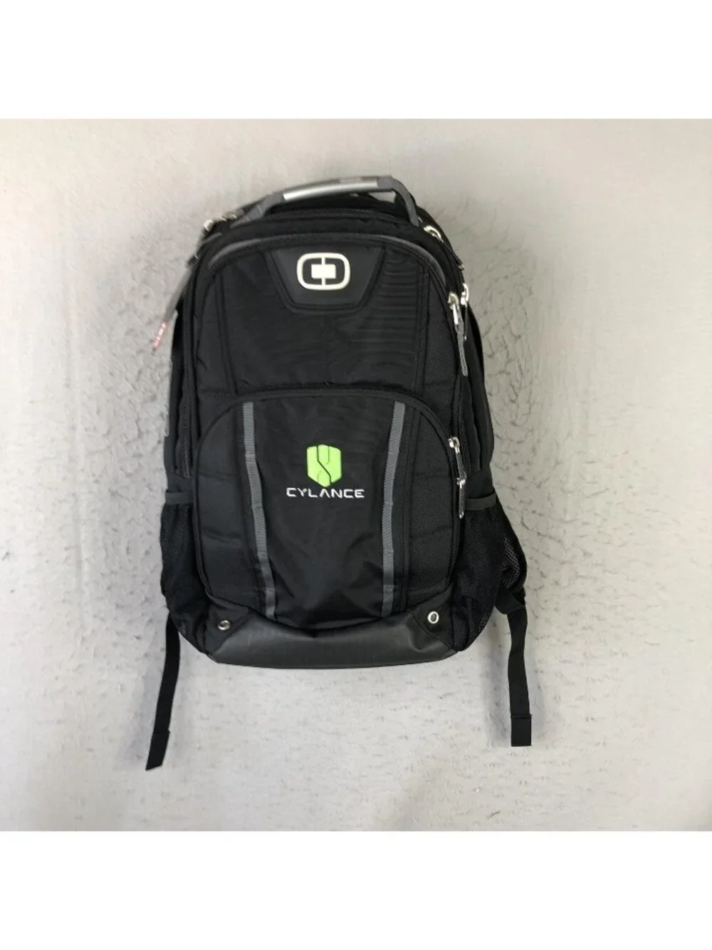 OGIO Black 19
